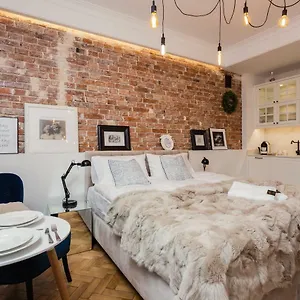Apartament Sleephome Poznanska, Warszawa